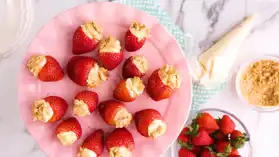 Cheesecake-Stuffed Strawberries