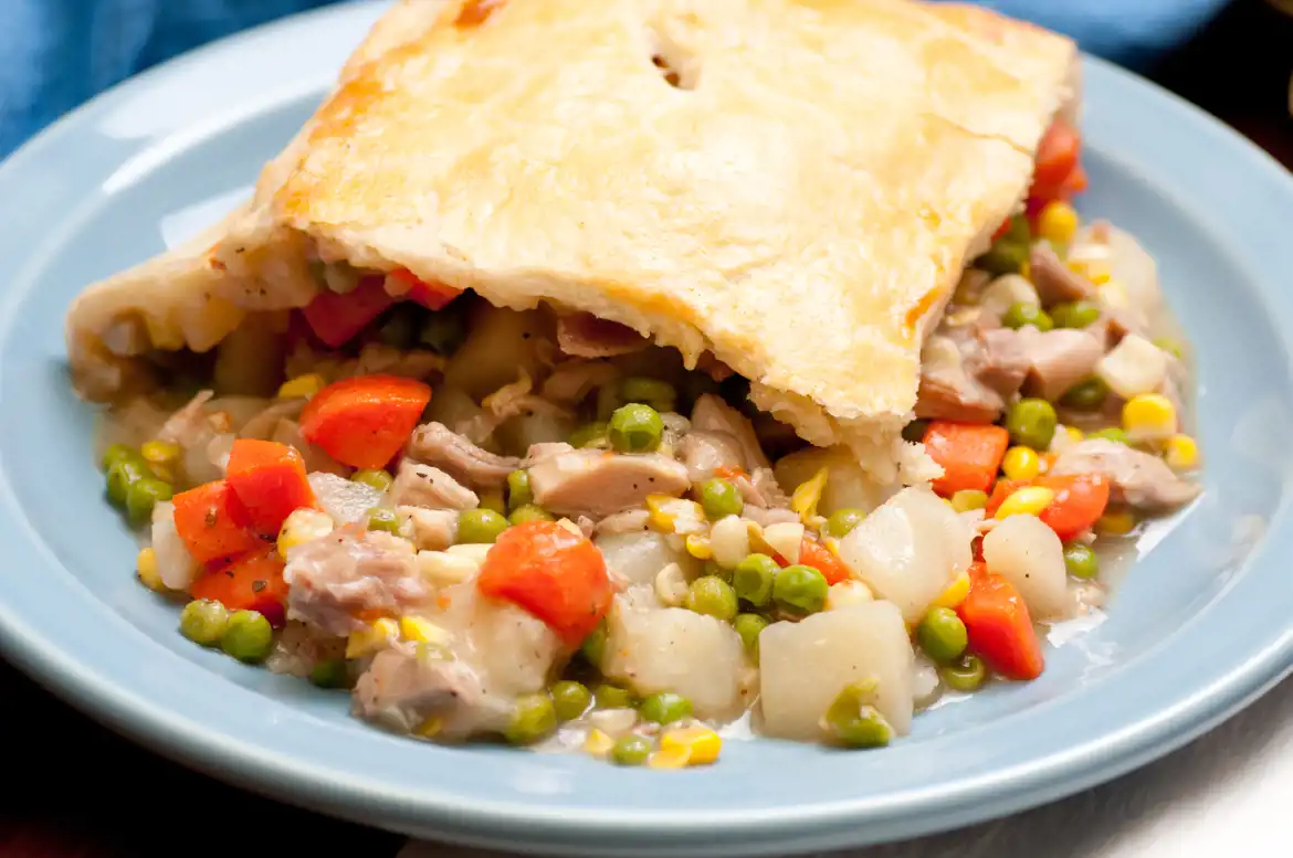 Just 5 Ingredients Chicken Pot Pie Casserole