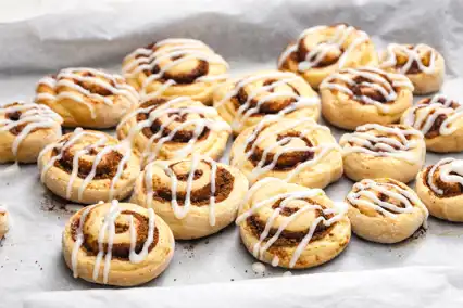 No Knead Cinnamon Rolls